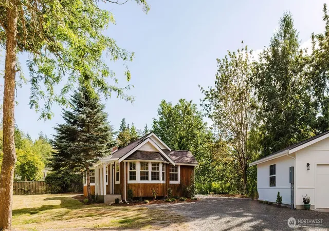 Photo 1 of Sale Pending at 3338 Banner Rd Se, Port Orchard, WA 98366 | MLS# NWM2584184 | Listing updated on 2026-09-22