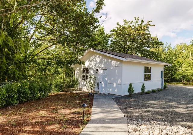 Photo 3 of Sale Pending at 3338 Banner Rd Se, Port Orchard, WA 98366 | MLS# NWM2584184 | Listing updated on 2026-09-22