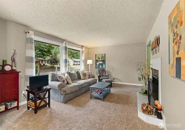 Photo 4 of Single family home for sale at 7116 Alderwood Ct SE, Lacey, WA 98503 | MLS# NWM2584185 | Listing updated on 2026-09-28