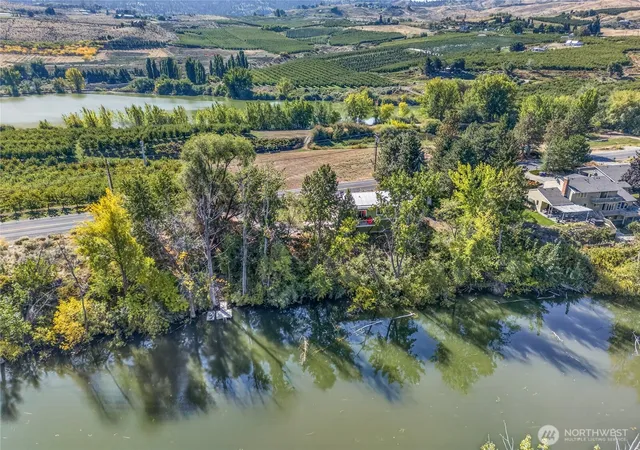 Photo 3 of Single family home for sale at 3110 W Malaga Rd, Malaga, WA 98828 | MLS# NWM2584190 | Listing updated on 2026-09-23