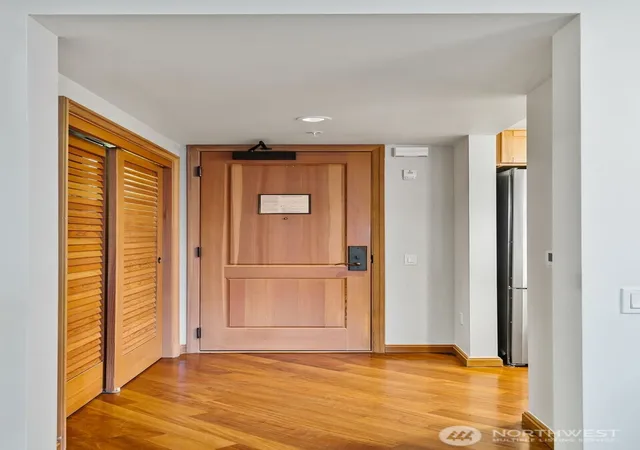 Photo 3 of Condo for sale at 3600 Suncadia Trl #4046, Cle Elum, WA 98922 | MLS# NWM2584192 | Listing updated on 2026-09-18