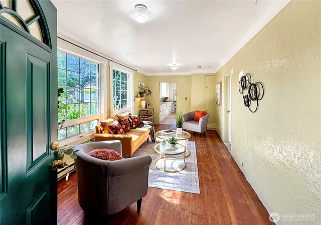 Photo 4 of Sale Pending at 403 Cushing St NW, Olympia, WA 98502 | MLS# NWM2584208 | Listing updated on 2026-10-02