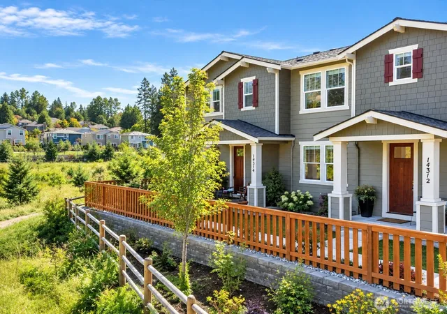 Photo 1 of Townhouse for sale at 14312 270th Court Ne, Duvall, WA 98019 | MLS# NWM2584212 | Listing updated on 2026-10-02