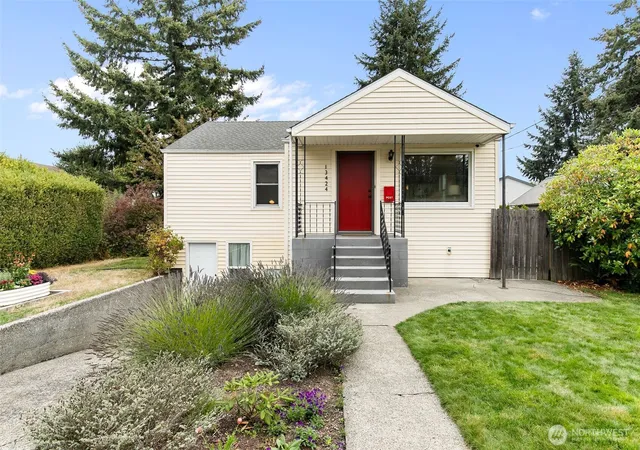 Single family home for sale at 13424 2nd Avenue SW, Burien, WA 98146 | MLS# NWM2584215