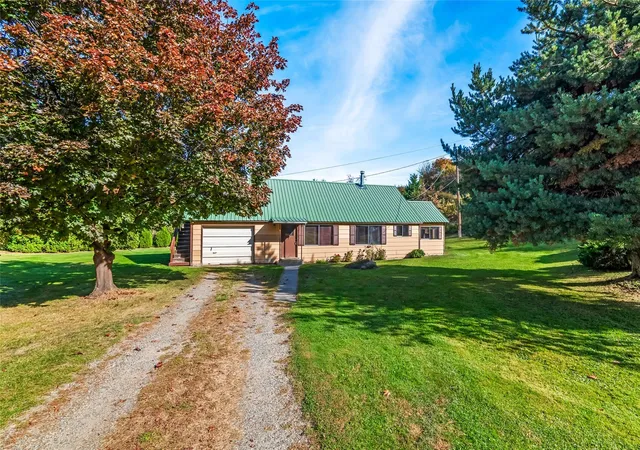 Photo 3 of Single family home for sale at 7220 Us Hwy 97, Peshastin, WA 98847 | MLS# NWM2584218 | Listing updated on 2026-10-26