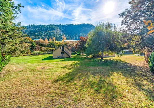 Photo 3 of Single family home for sale at 7220 US Hwy 97, Peshastin, WA 98847 | MLS# NWM2584218 | Listing updated on 2026-10-26