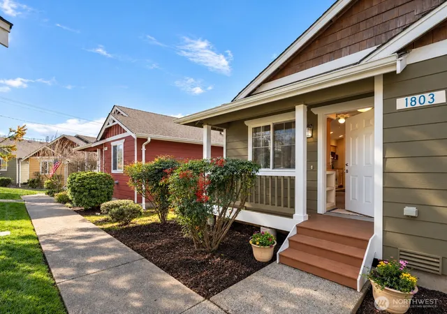 Photo 3 of Condo for sale at 1803 Wildflower Way, Sedro Woolley, WA 98284 | MLS# NWM2584221 | Listing updated on 2026-09-22