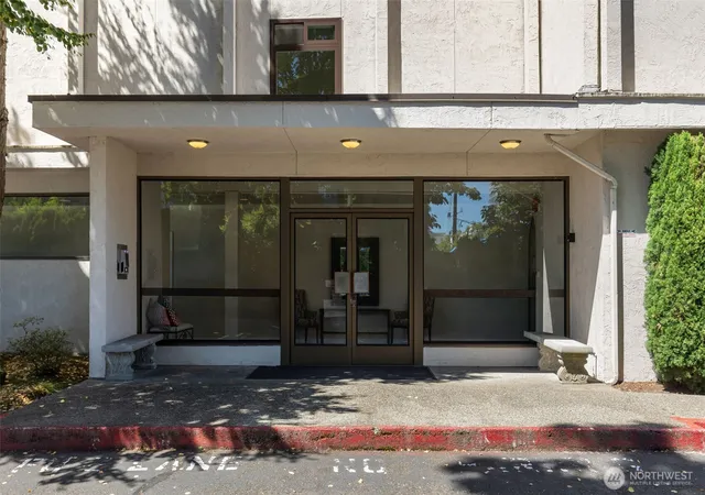 Photo 2 of Condo for sale at 10129 Main St #306, Bellevue, WA 98004 | MLS# NWM2584227 | Listing updated on 2026-09-29