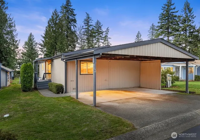 Photo 2 of Manufactured home for sale at 3501 Auburn Wy S #3, Auburn, WA 98092 | MLS# NWM2584239 | Listing updated on 2026-09-24