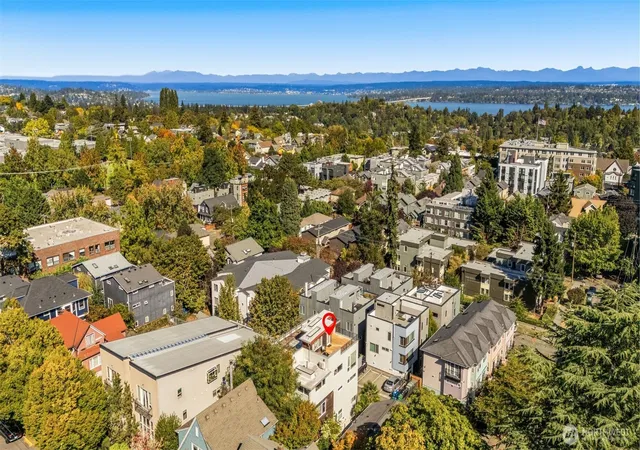 Photo 34 of Townhouse for sale at 104 -a 19th E, Seattle, WA 98112 | MLS# NWM2584243 | Listing updated on 2026-10-12