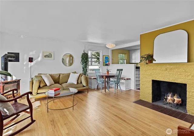 Photo 4 of Single family home for sale at 314 NW 44th Street, Seattle, WA 98107 | MLS# NWM2584247 | Listing updated on 2026-10-02