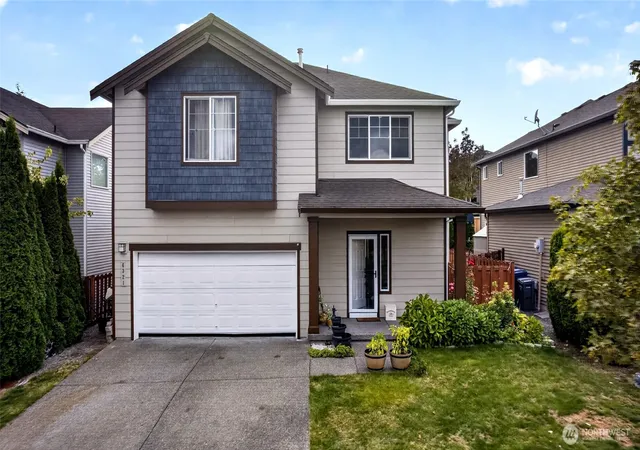 Photo 2 of Single family home for sale at 6321 Thomas Pl Se, Auburn, WA 98092 | MLS# NWM2584258 | Listing updated on 2026-09-19