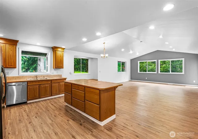Photo 3 of Sale Pending at 141 E Dunoon Pl, Shelton, WA 98584 | MLS# NWM2584264 | Listing updated on 2026-09-25