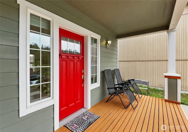 Photo 3 of Single family home for sale at 1216 Humphrey Ave W, Bremerton, WA 98312 | MLS# NWM2584268 | Listing updated on 2026-09-28