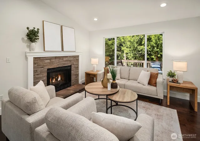 Photo 4 of Single family home for sale at 22706 NE 12th Place, Sammamish, WA 98074 | MLS# NWM2584279 | Listing updated on 2026-10-02