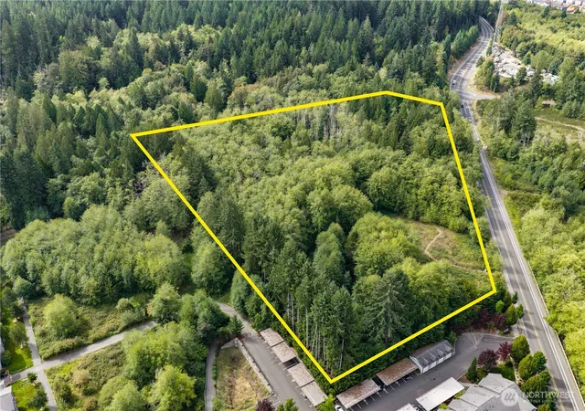 Photo 2 of Sale Pending at 5708 Sidney Rd Sw, Port Orchard, WA 98367 | MLS# NWM2584290 | Listing updated on 2026-10-26