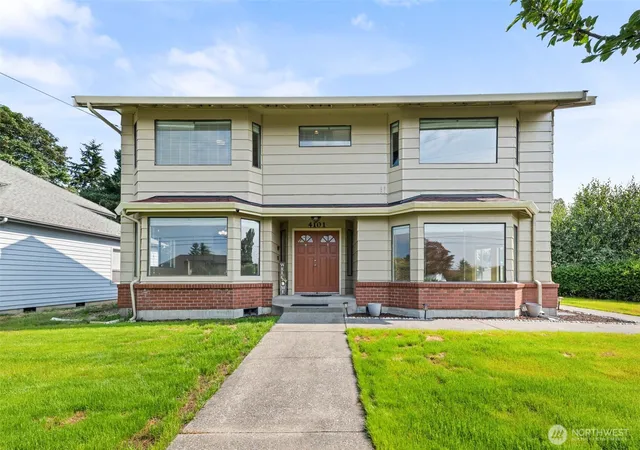 Photo 2 of Single family home for sale at 4101 Browns Point Blvd Ne, Tacoma, WA 98422 | MLS# NWM2584296 | Listing updated on 2026-09-25
