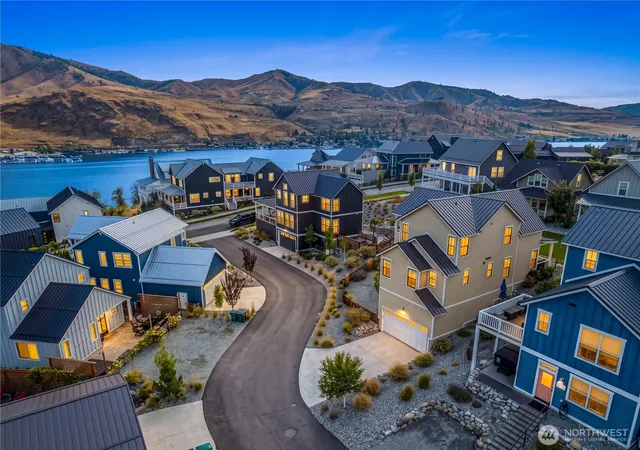 Photo 1 of Single family home for sale at 286 Bobcat Ln, Chelan, WA 98816 | MLS# NWM2584304 | Listing updated on 2026-09-22