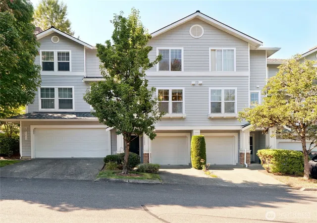 Photo 3 of Townhouse for sale at 22609 42nd Place S #1-2, Kent, WA 98032 | MLS# NWM2584307 | Listing updated on 2026-10-01
