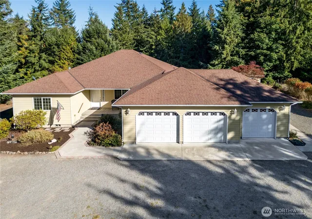 Photo 1 of Single family home for sale at 101 Mount Pleasant Ests Rd, Port Angeles, WA 98362 | MLS# NWM2584314 | Listing updated on 2026-09-26