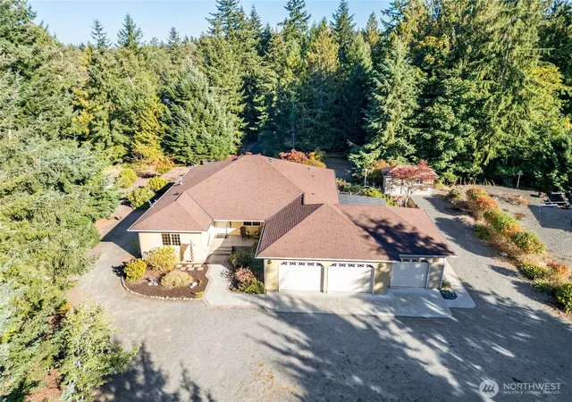 Photo 2 of Single family home for sale at 101 Mount Pleasant Ests Rd, Port Angeles, WA 98362 | MLS# NWM2584314 | Listing updated on 2026-09-26