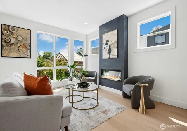 Photo 4 of Single family home for sale at 9242 Dayton Ave N #B, Seattle, WA 98103 | MLS# NWM2584315 | Listing updated on 2026-10-02