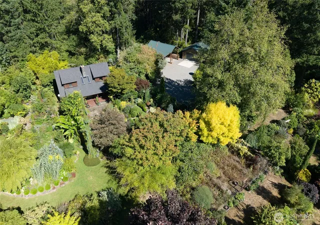 Photo 1 of Sale Pending at 825 Sw Winter Springs Ln, Port Orchard, WA 98367 | MLS# NWM2584320 | Listing updated on 2026-09-23