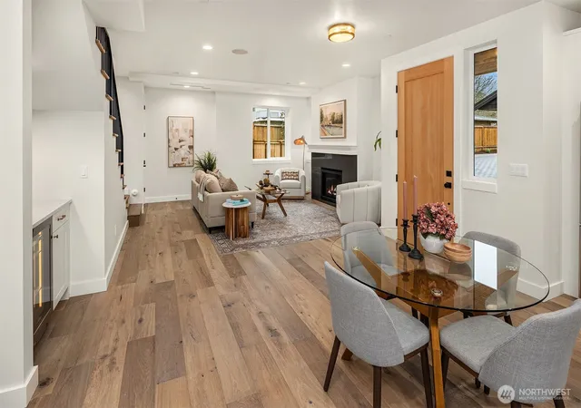Photo 4 of Townhouse for sale at 11418 NE 90th Street, Kirkland, WA 98033 | MLS# NWM2584328 | Listing updated on 2026-09-30