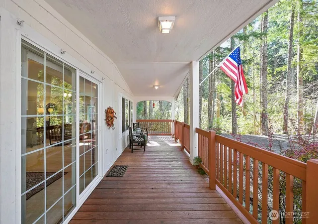 Photo 4 of Single family home for sale at 81 N Goldeneye Dr, Hoodsport, WA 98548 | MLS# NWM2584336 | Listing updated on 2026-09-23