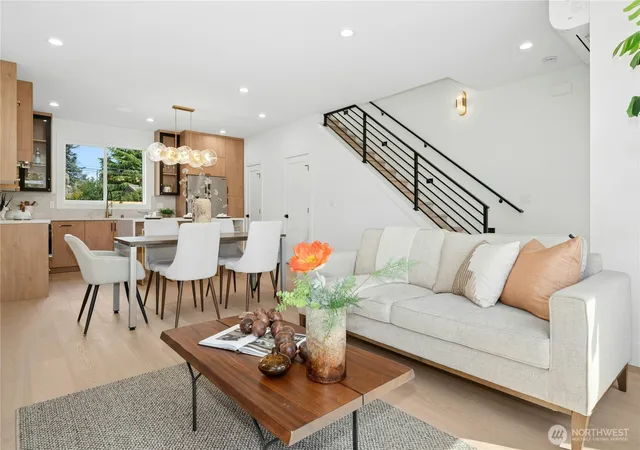 Photo 4 of Sale Pending at 9240 Dayton Ave N, Seattle, WA 98103 | MLS# NWM2584339 | Listing updated on 2026-09-24