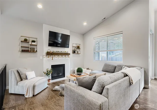 Photo 2 of Single family home for sale at 11106 14 Place Se, Lake Stevens, WA 98258 | MLS# NWM2584340 | Listing updated on 2026-10-02