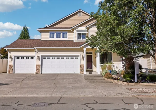 Photo 1 of Single family home for sale at 2400 Nw 15th Street, Battle Ground, WA 98604 | MLS# NWM2584341 | Listing updated on 2026-10-11