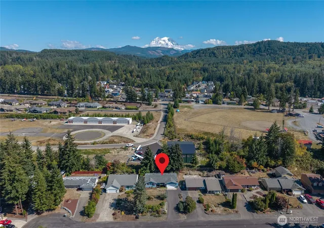 Photo 2 of Sale Pending at 115 Eagle Glen Ct, Eatonville, WA 98328 | MLS# NWM2584350 | Listing updated on 2026-09-28