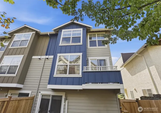 Photo 2 of Townhouse for sale at 2628 B 57th St, Seattle, WA 98107 | MLS# NWM2584355 | Listing updated on 2026-09-23