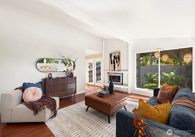 Photo 3 of Single family home for sale at 10200 62nd Avenue S, Seattle, WA 98178 | MLS# NWM2584357 | Listing updated on 2026-09-30