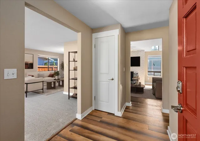 Photo 3 of Sale Pending at 722 89th Street SE, Everett, WA 98208 | MLS# NWM2584364 | Listing updated on 2026-09-28