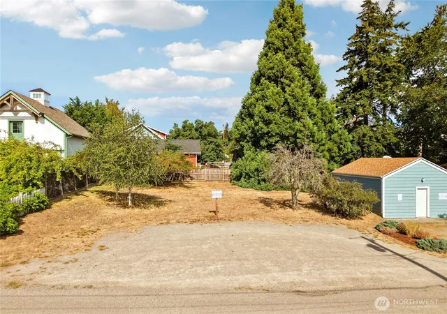 Photo 1 of Sale Pending at 0 Garfield St, Port Townsend, WA 98368 | MLS# NWM2584370 | Listing updated on 2026-10-01
