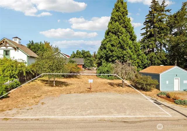 Photo 2 of Sale Pending at 0 Garfield St, Port Townsend, WA 98368 | MLS# NWM2584370 | Listing updated on 2026-10-01