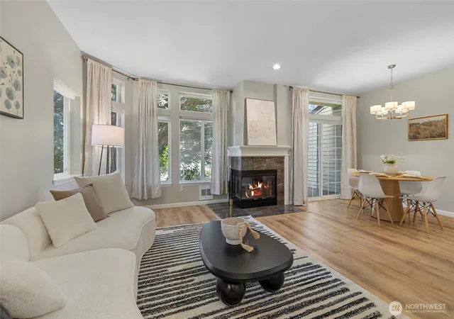 Photo 4 of Townhouse for sale at 12438 NE 7th Place, Bellevue, WA 98005 | MLS# NWM2584372 | Listing updated on 2026-09-26
