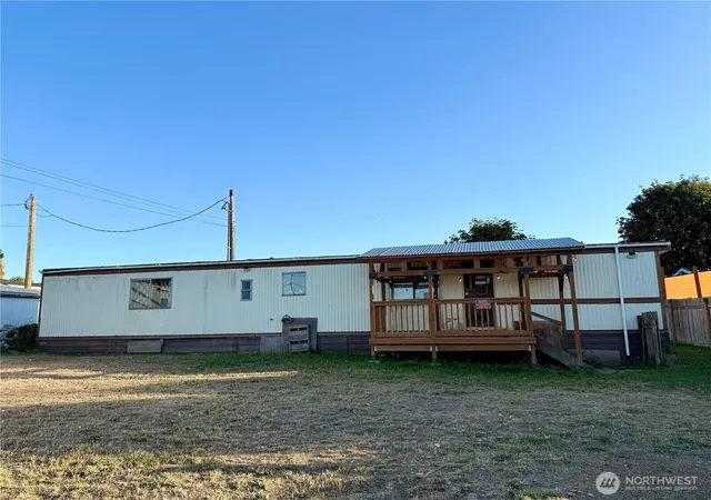 Photo 3 of Manufactured home for sale at 2362 East 6th Ave, Port Angeles, WA 98362 | MLS# NWM2584376 | Listing updated on 2026-09-30