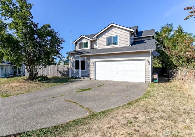 Photo 2 of Single family home for sale at 12211 2nd Avenue Ct E, Tacoma, WA 98445 | MLS# NWM2584383 | Listing updated on 2026-09-19
