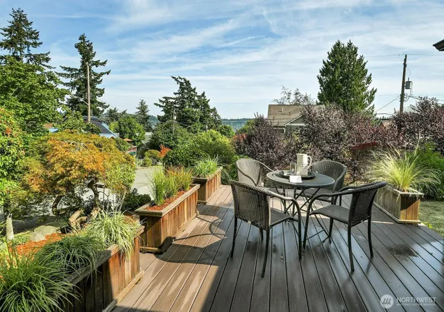 Photo 3 of Sale Pending at 4201 51st Avenue S, Seattle, WA 98118 | MLS# NWM2584393 | Listing updated on 2026-09-29