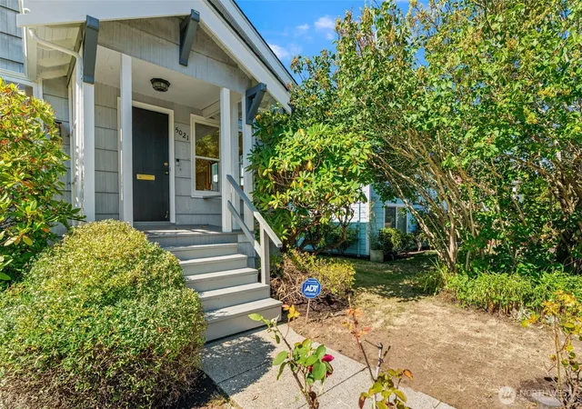 Photo 2 of Sale Pending at 5021 36th Avenue Sw, Seattle, WA 98126 | MLS# NWM2584398 | Listing updated on 2026-09-21