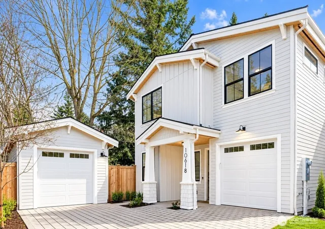 Photo 1 of Single family home for sale at 10618 Ne 54th Lane, Kirkland, WA 98033 | MLS# NWM2584399 | Listing updated on 2026-09-22
