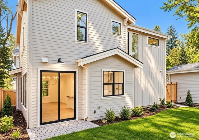 Photo 3 of Single family home for sale at 10618 Ne 54th Lane, Kirkland, WA 98033 | MLS# NWM2584399 | Listing updated on 2026-09-22