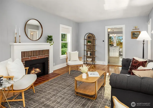 Photo 3 of Sale Pending at 7209 2nd Avenue NW, Seattle, WA 98117 | MLS# NWM2584415 | Listing updated on 2026-10-01