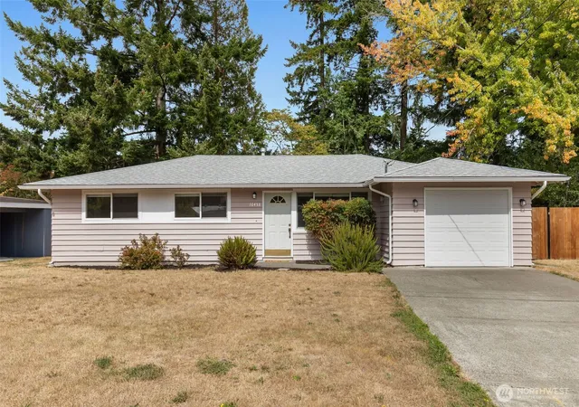 Photo 2 of Single family home for sale at 16458 Ne 17th Place, Bellevue, WA 98008 | MLS# NWM2584422 | Listing updated on 2026-09-28