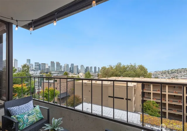 Condo for sale at 601 Belmont Ave E #D3, Seattle, WA 98102 | MLS# NWM2584435