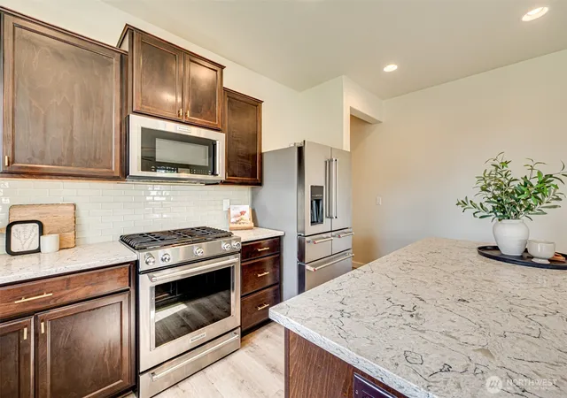 Photo 4 of Single family home for sale at 1790 Blacktail Ln, Woodland, WA 98674 | MLS# NWM2584437 | Listing updated on 2026-09-25