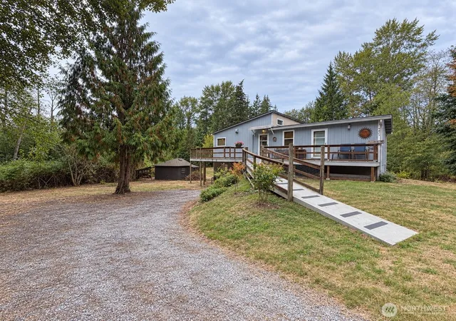 Photo 2 of Single family home for sale at 9425 Dahl Ln, Blaine, WA 98230 | MLS# NWM2584440 | Listing updated on 2026-09-24